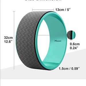 NWT Yoga Wheel
